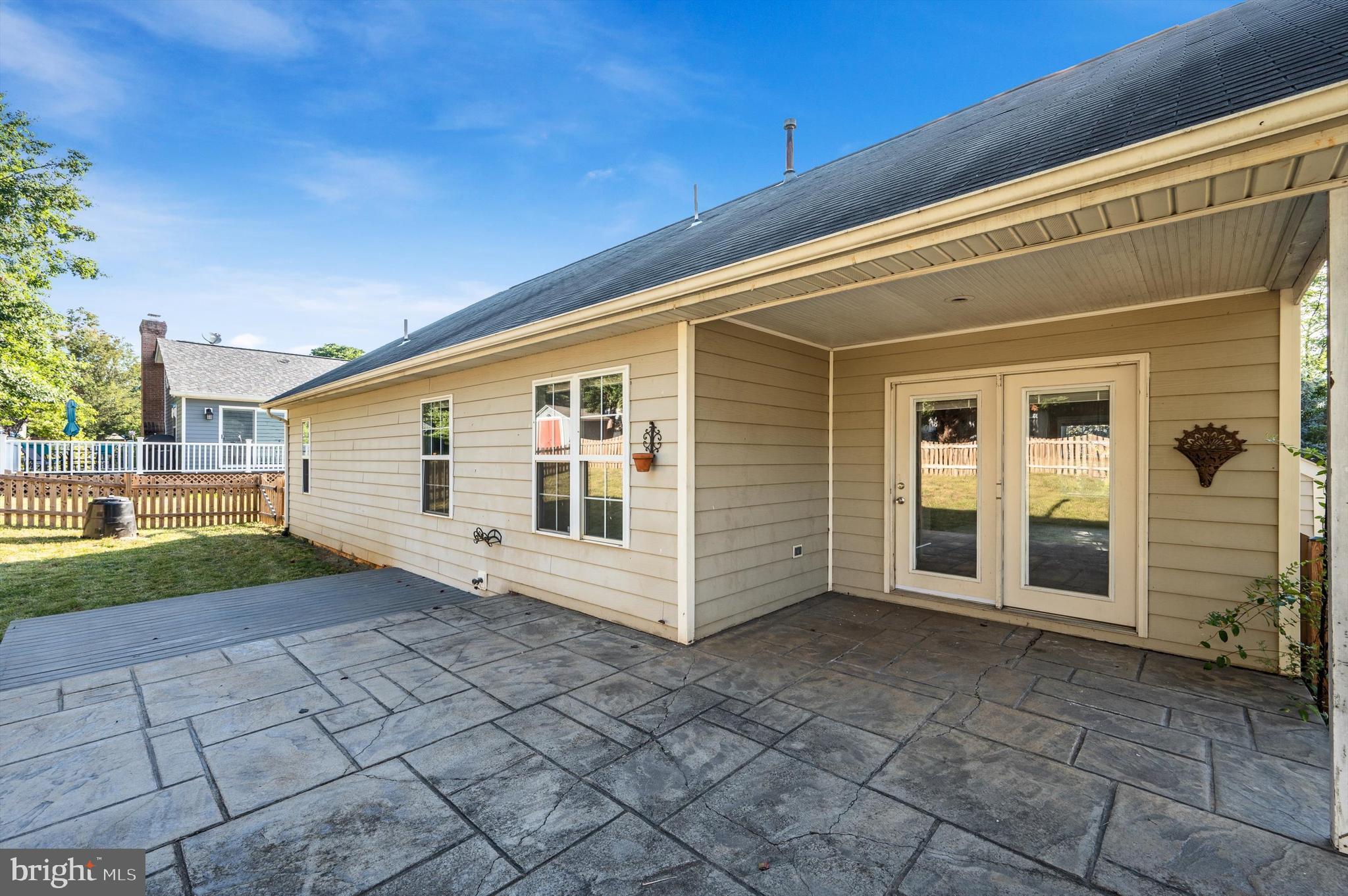 LIMESTONE TERRACE - Residential