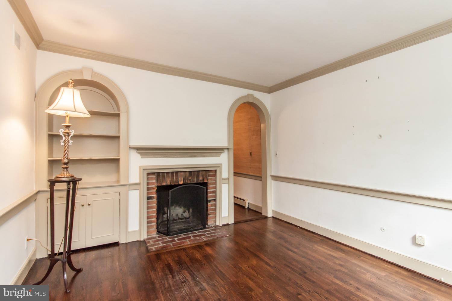 OLD TOWN - Residential Lease