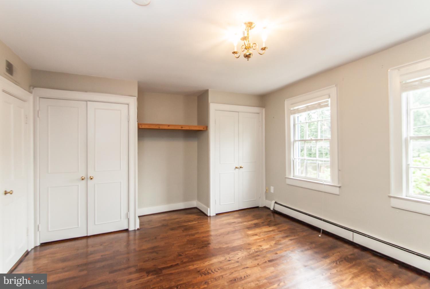 OLD TOWN - Residential Lease