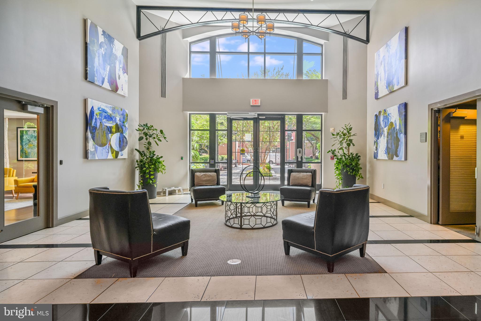 CLARENDON 1021 - Residential Lease