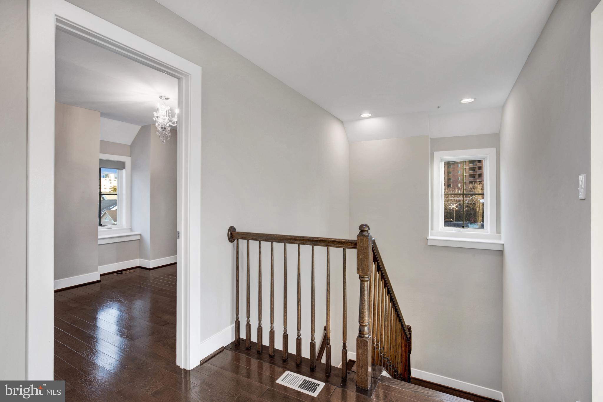 BALLSTON - Residential