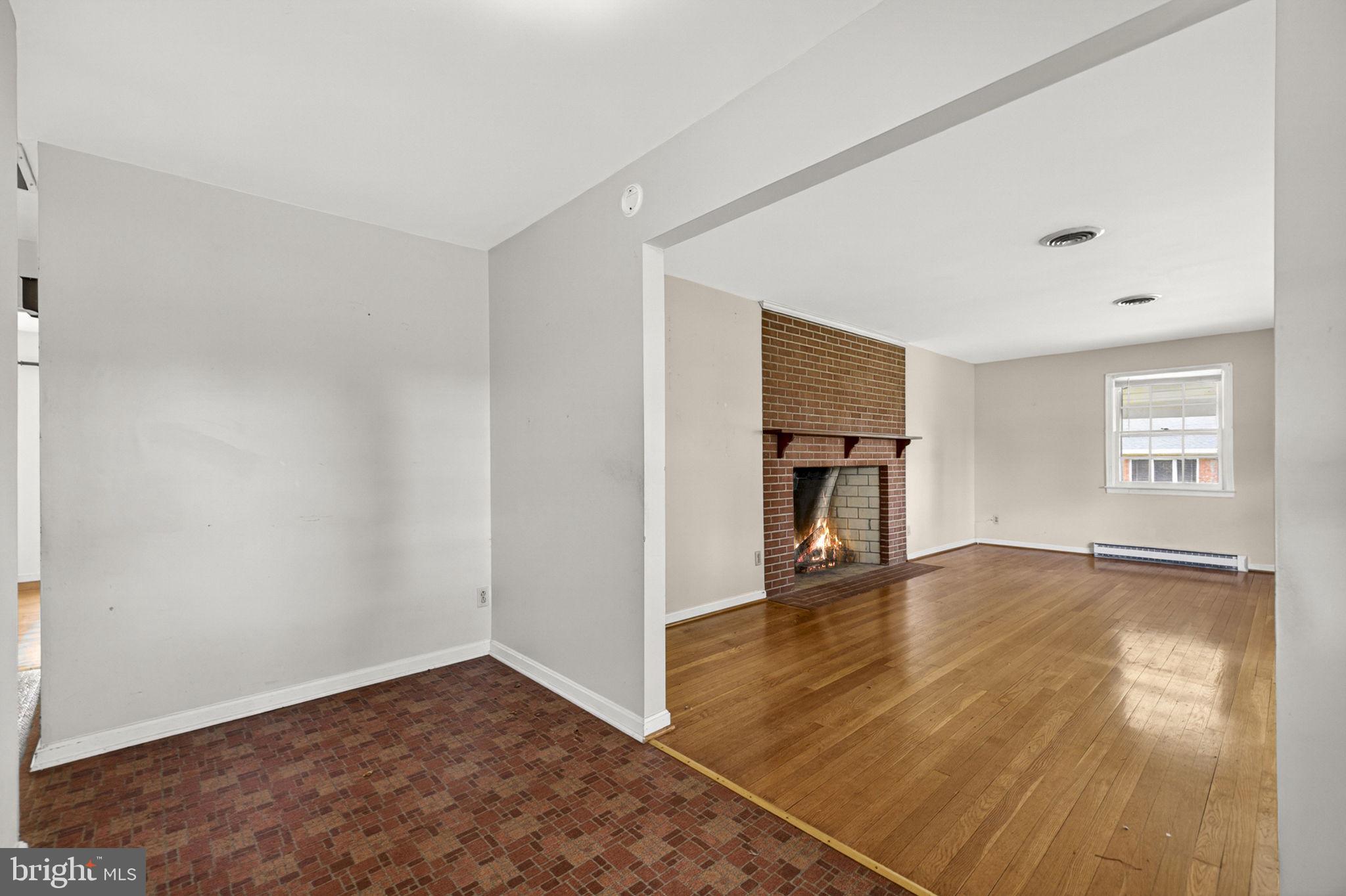 BROADVIEW ACRES - Residential