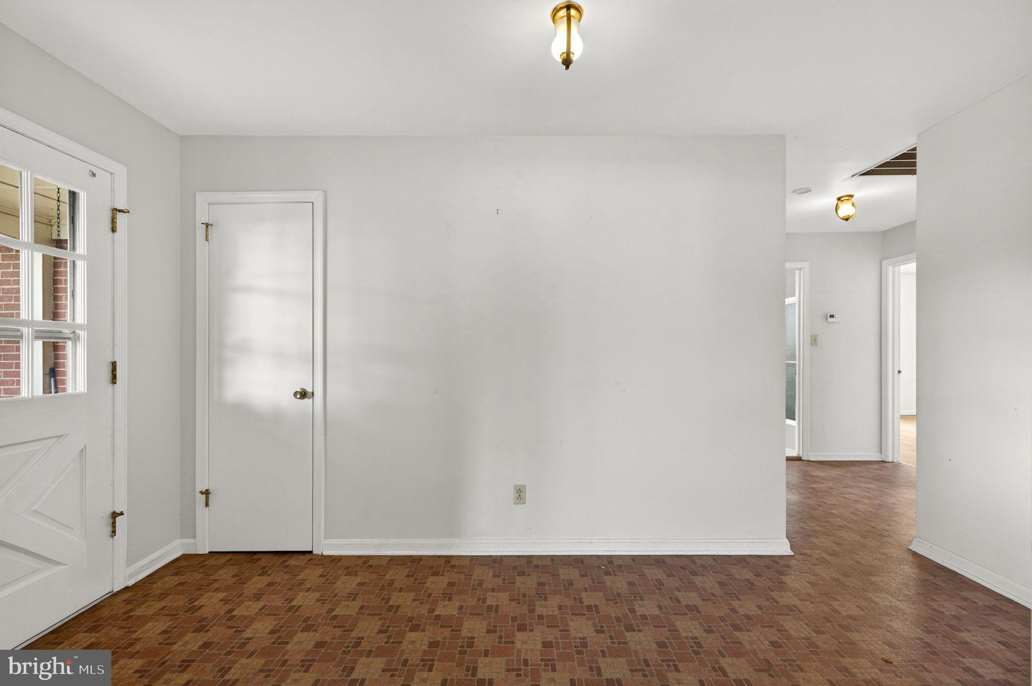 BROADVIEW ACRES - Residential
