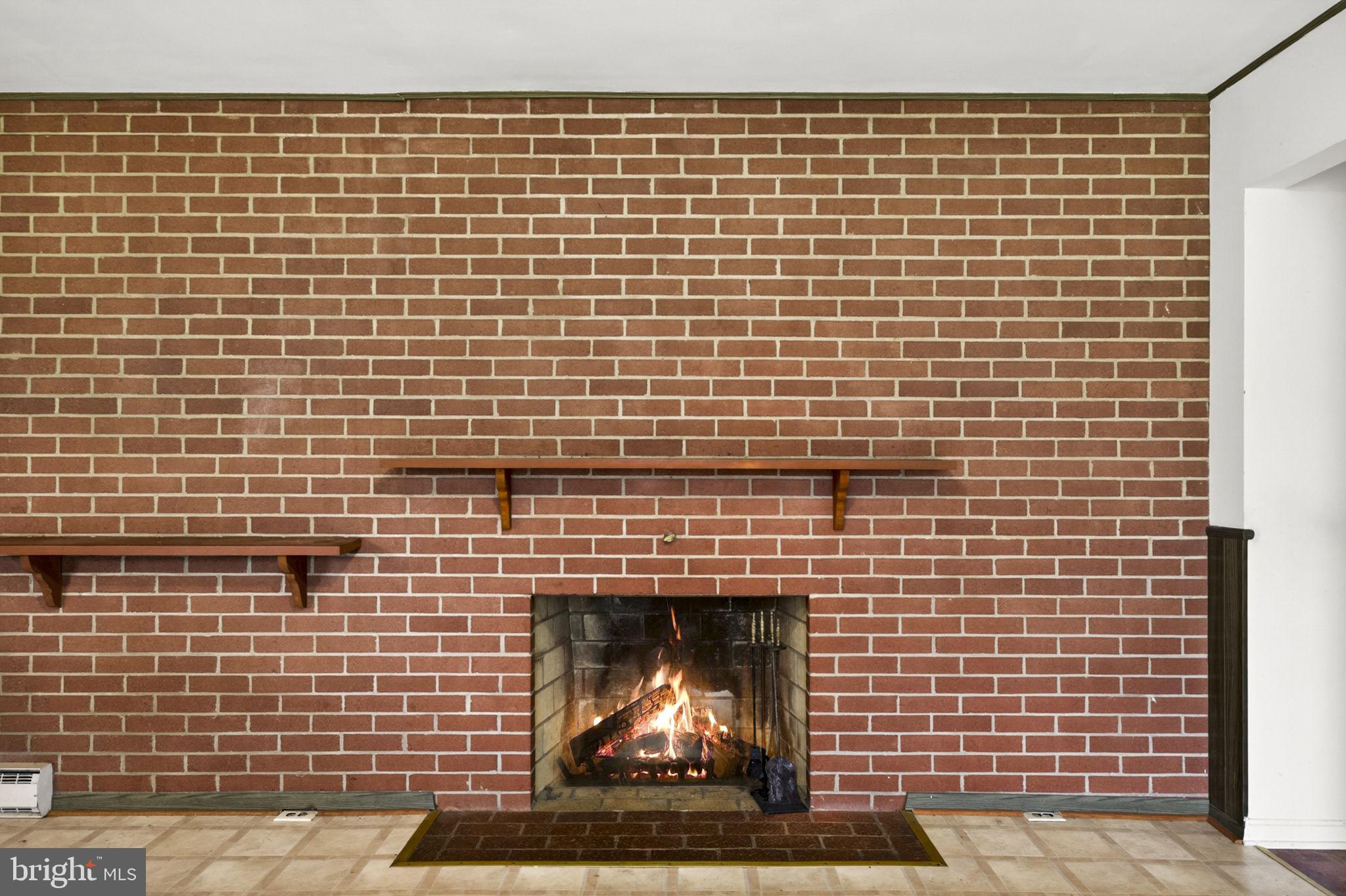 BROADVIEW ACRES - Residential