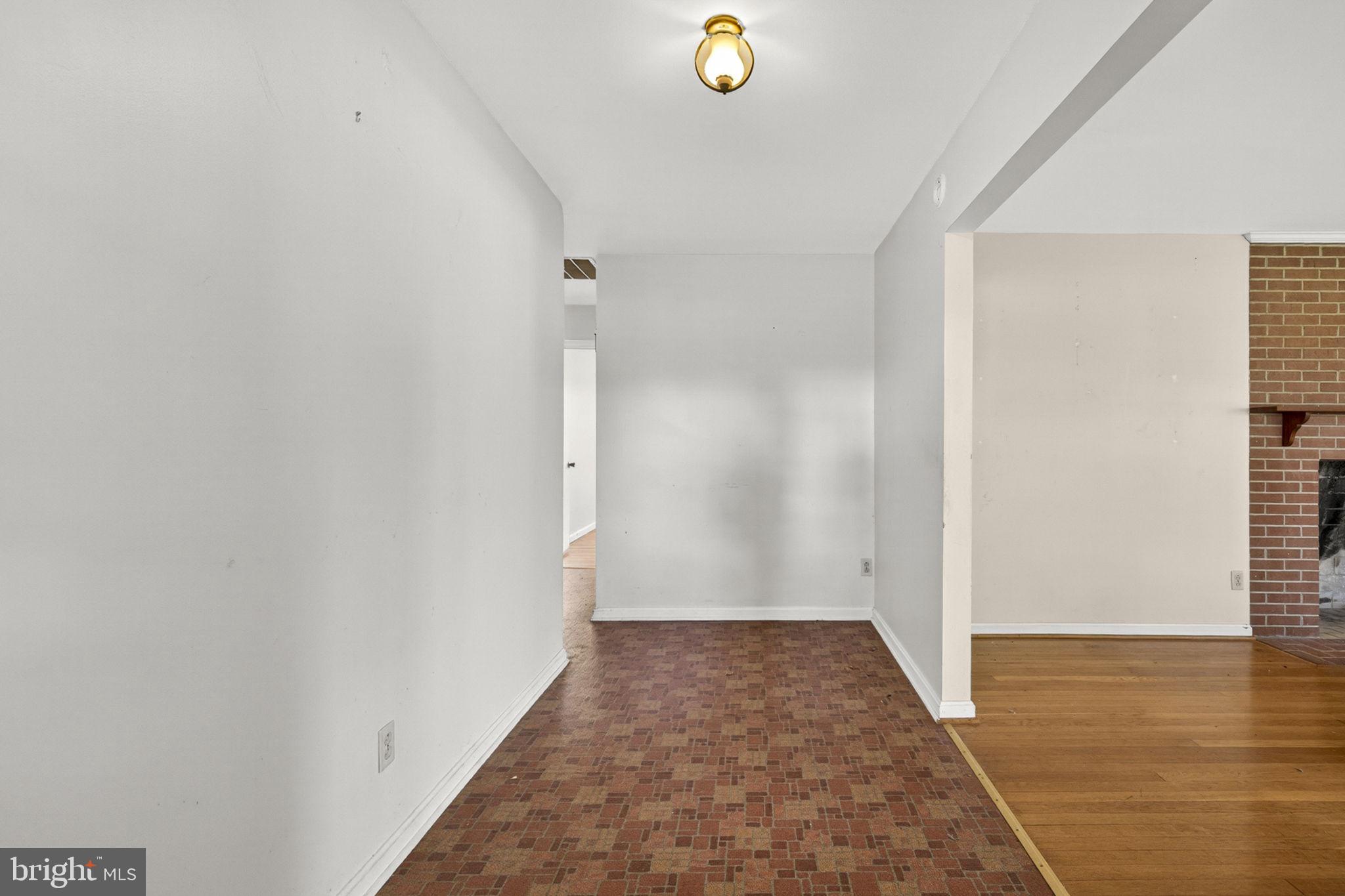 BROADVIEW ACRES - Residential