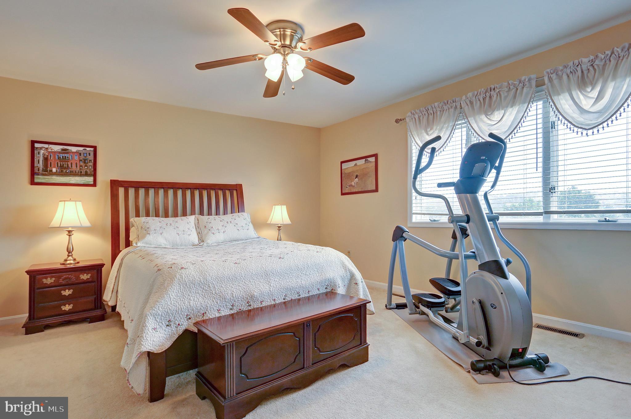 BEACON HILL - Residential