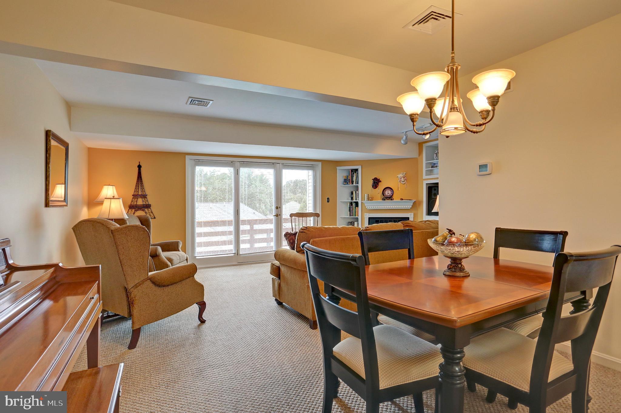 BEACON HILL - Residential