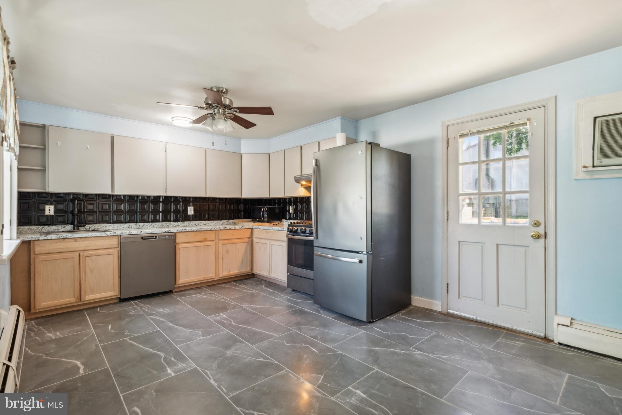 MILL RUN - Residential