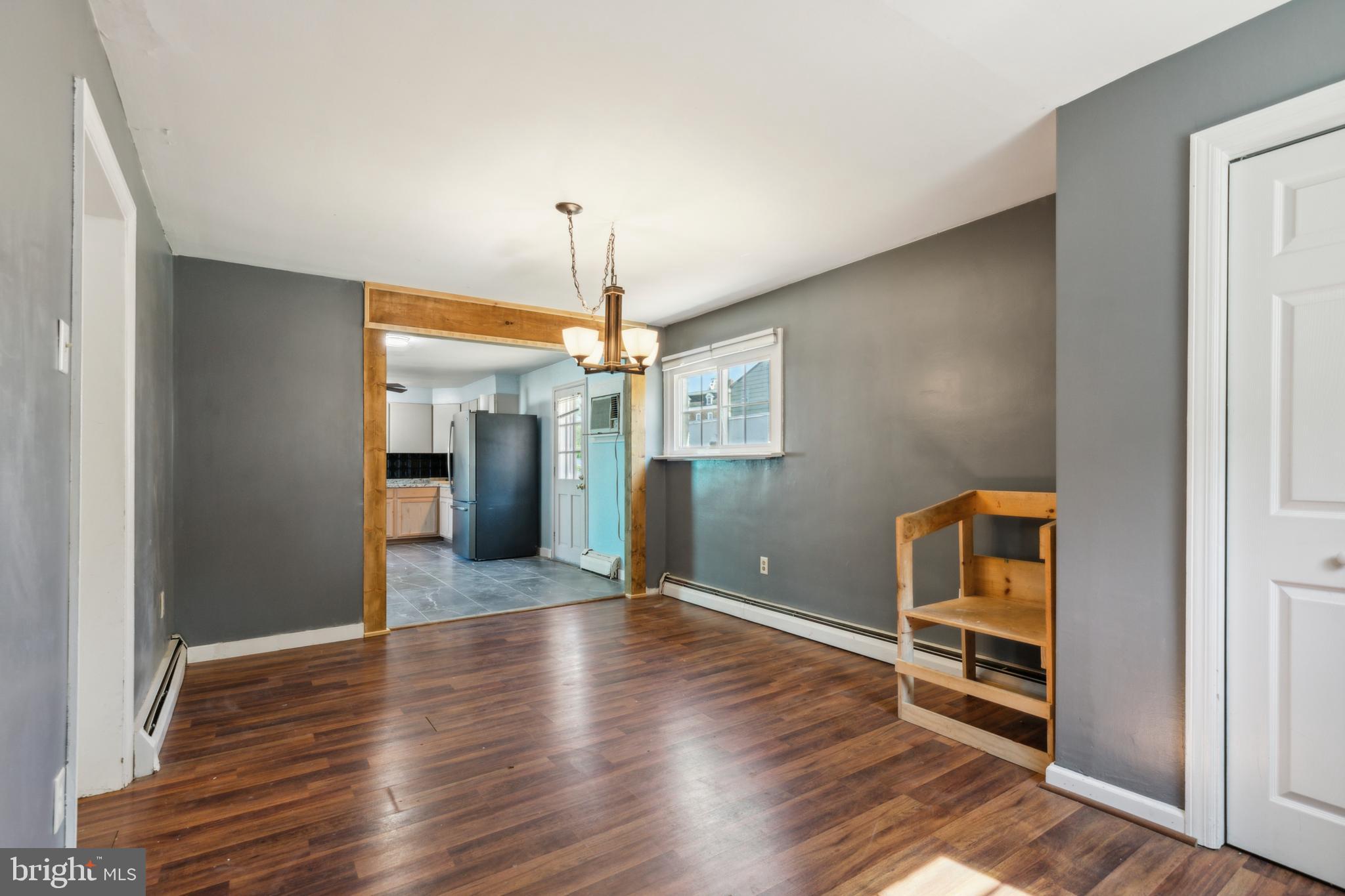 MILL RUN - Residential