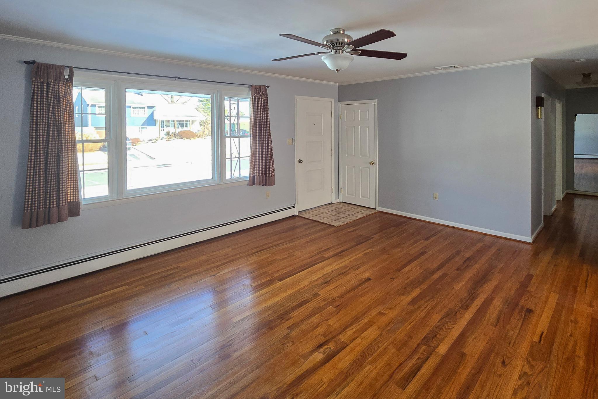 EAST PETERSBURG - Residential