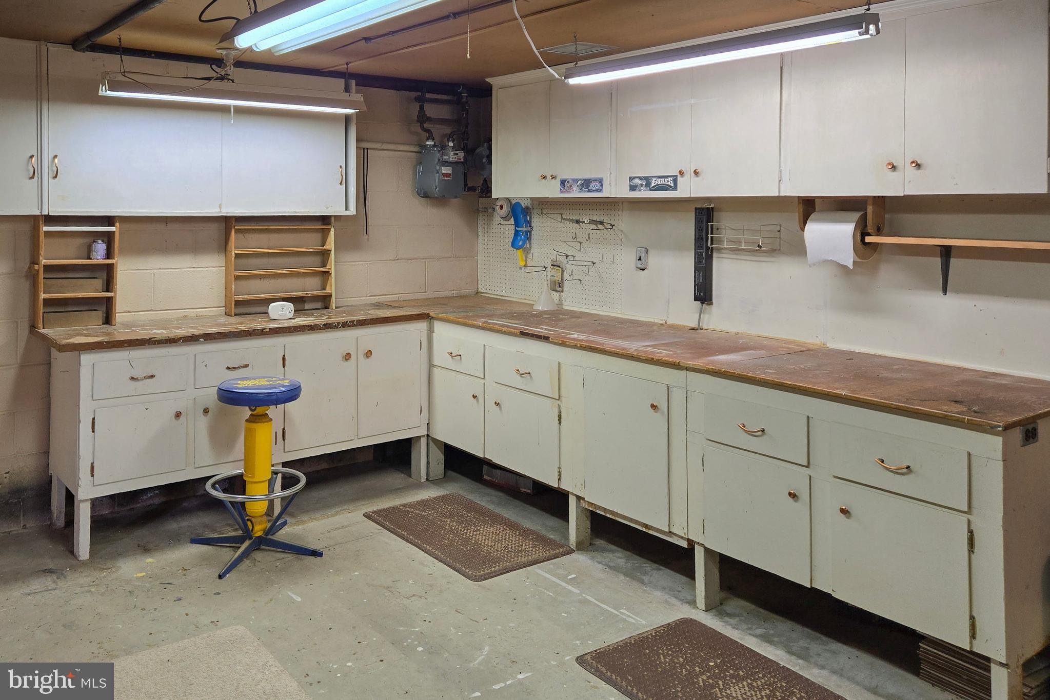 EAST PETERSBURG - Residential