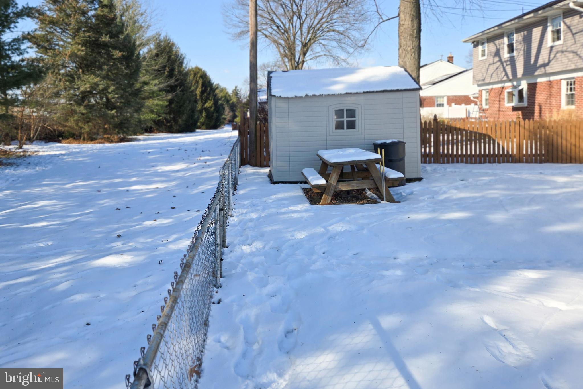 EAST PETERSBURG - Residential