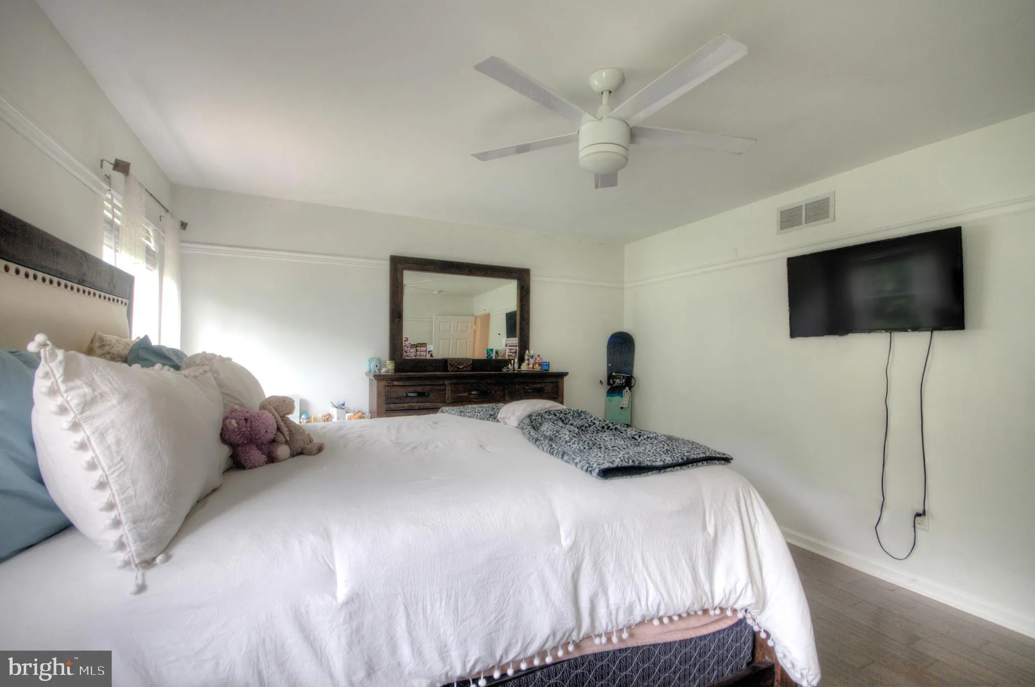 Sewell, New Jersey 08080, United States, 4 Bedrooms Bedrooms, ,4 BathroomsBathrooms,Residential,Active,150369