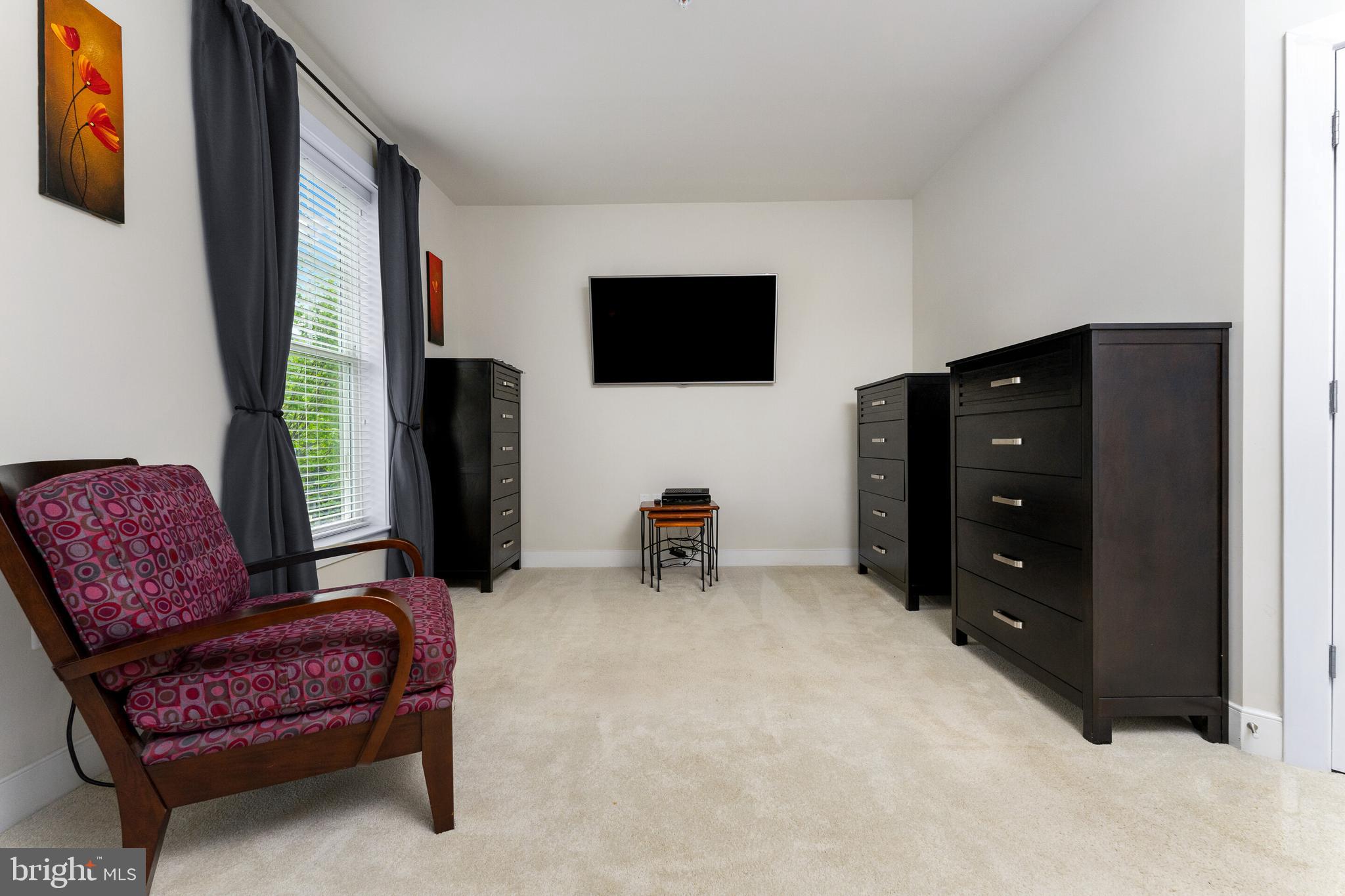 POTOMAC YARD - Residential