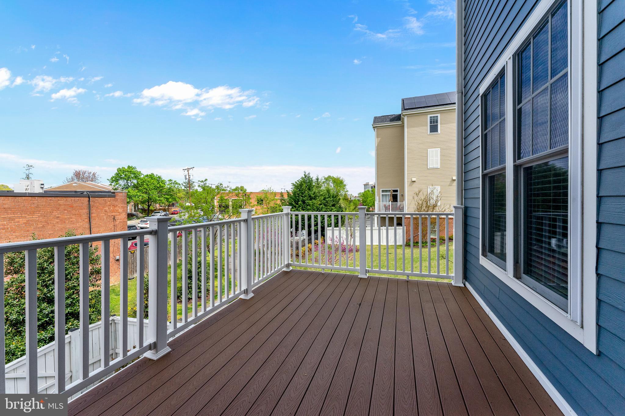 POTOMAC YARD - Residential