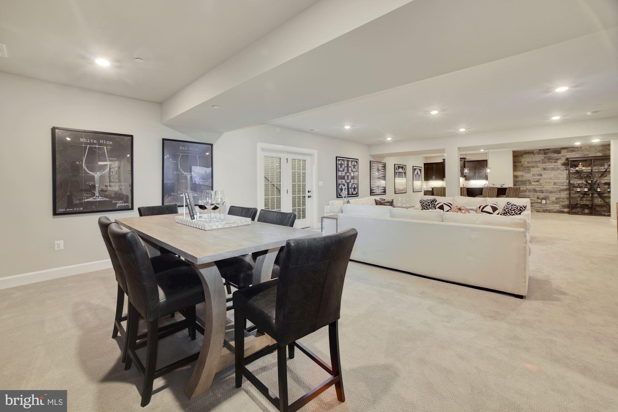 CEDAR CREEK - Residential