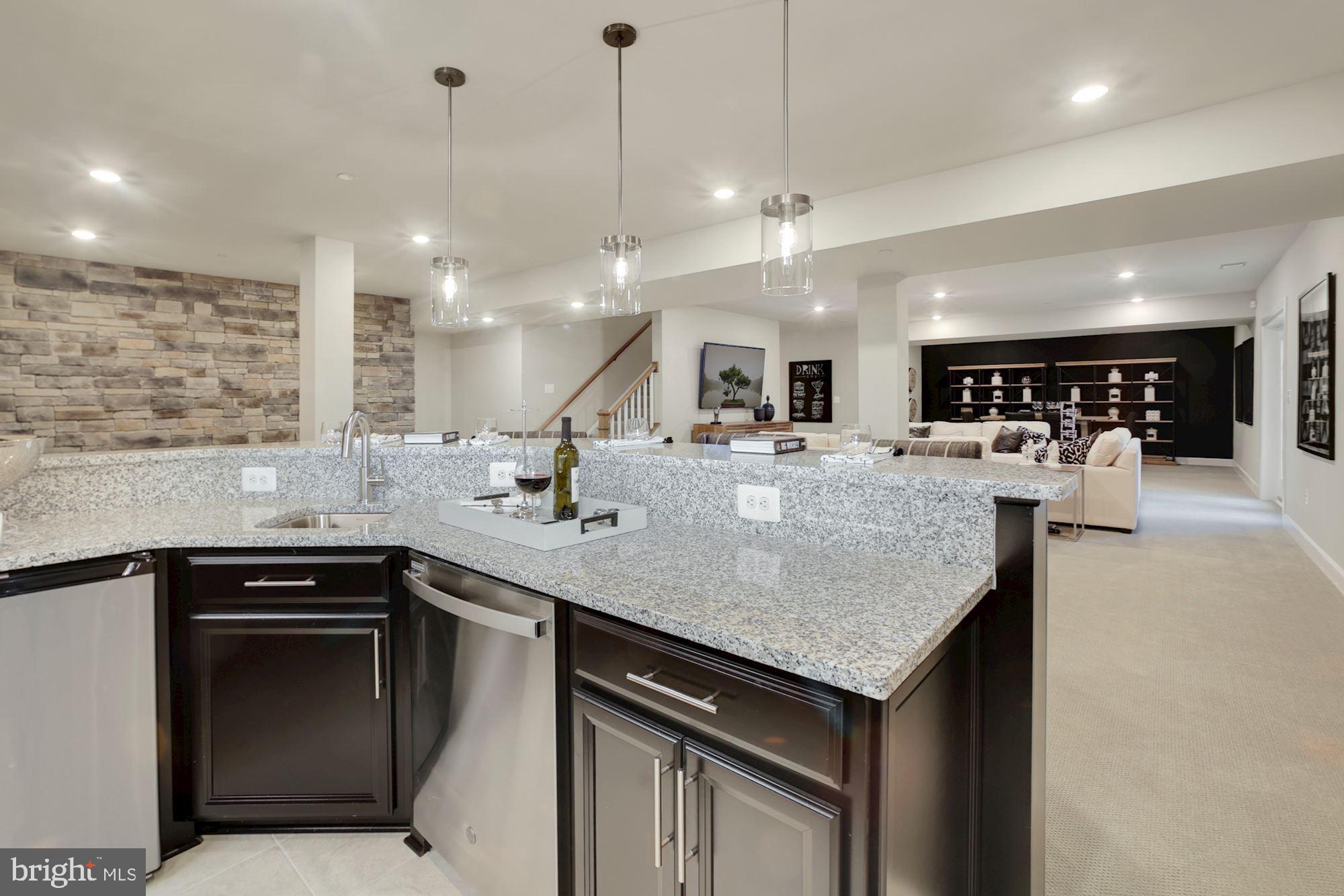 CEDAR CREEK - Residential