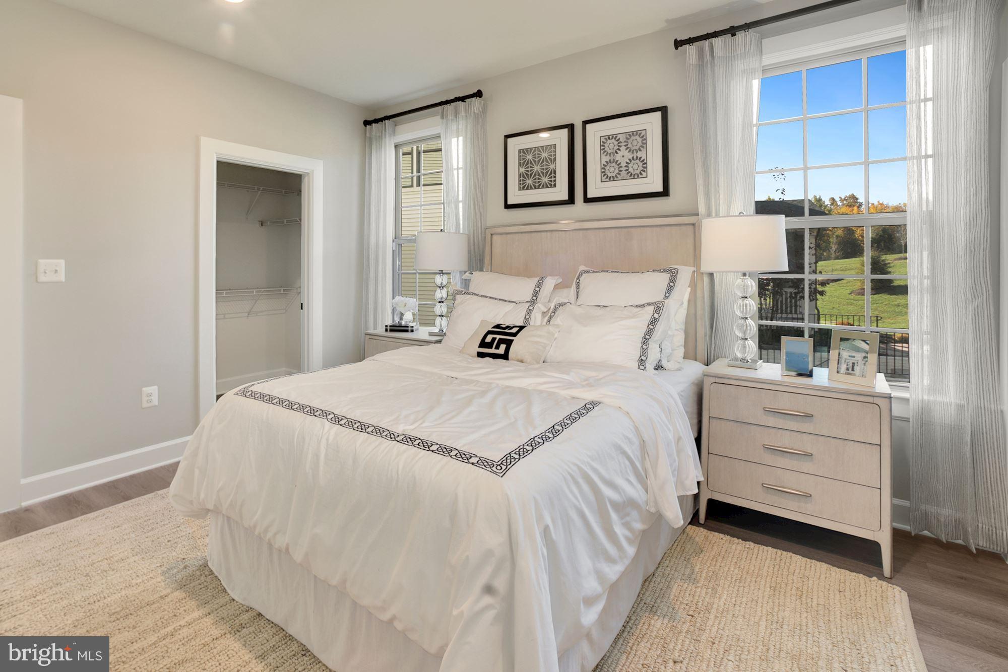 CEDAR CREEK - Residential