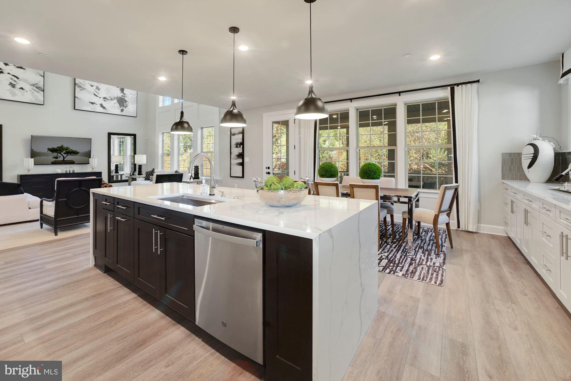 CEDAR CREEK - Residential