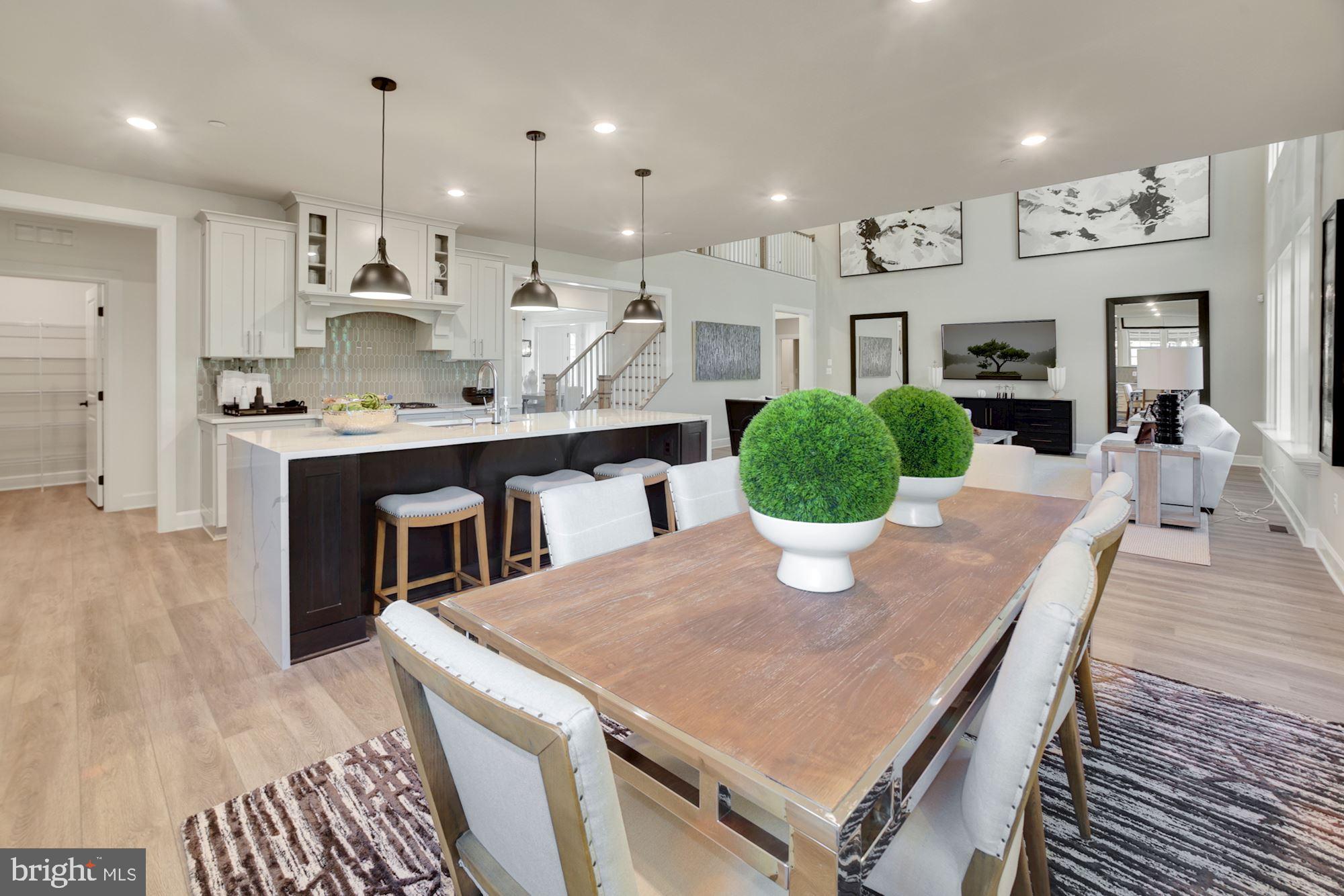 CEDAR CREEK - Residential