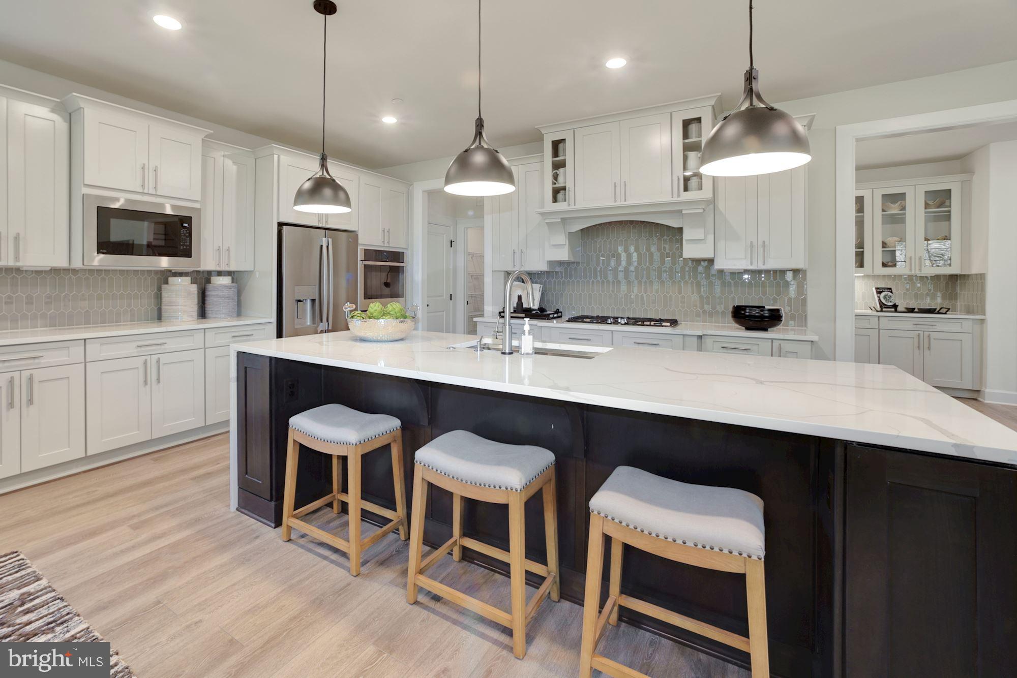 CEDAR CREEK - Residential