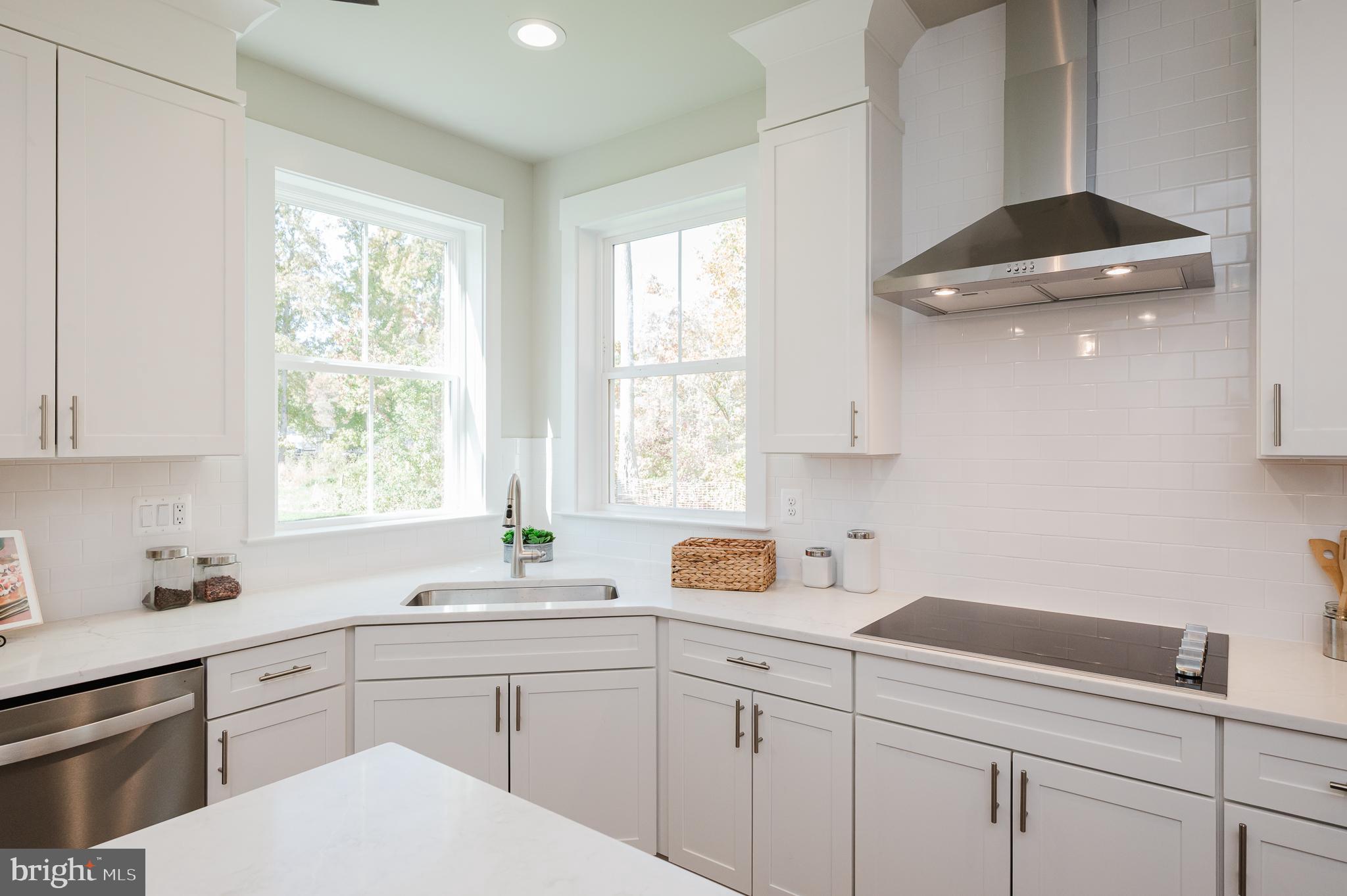 WATERS EDGE - Residential