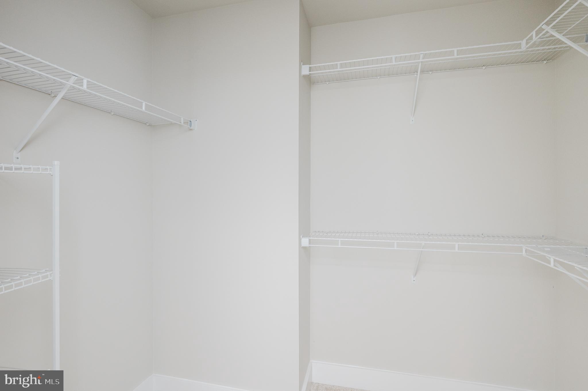 WATERS EDGE - Residential