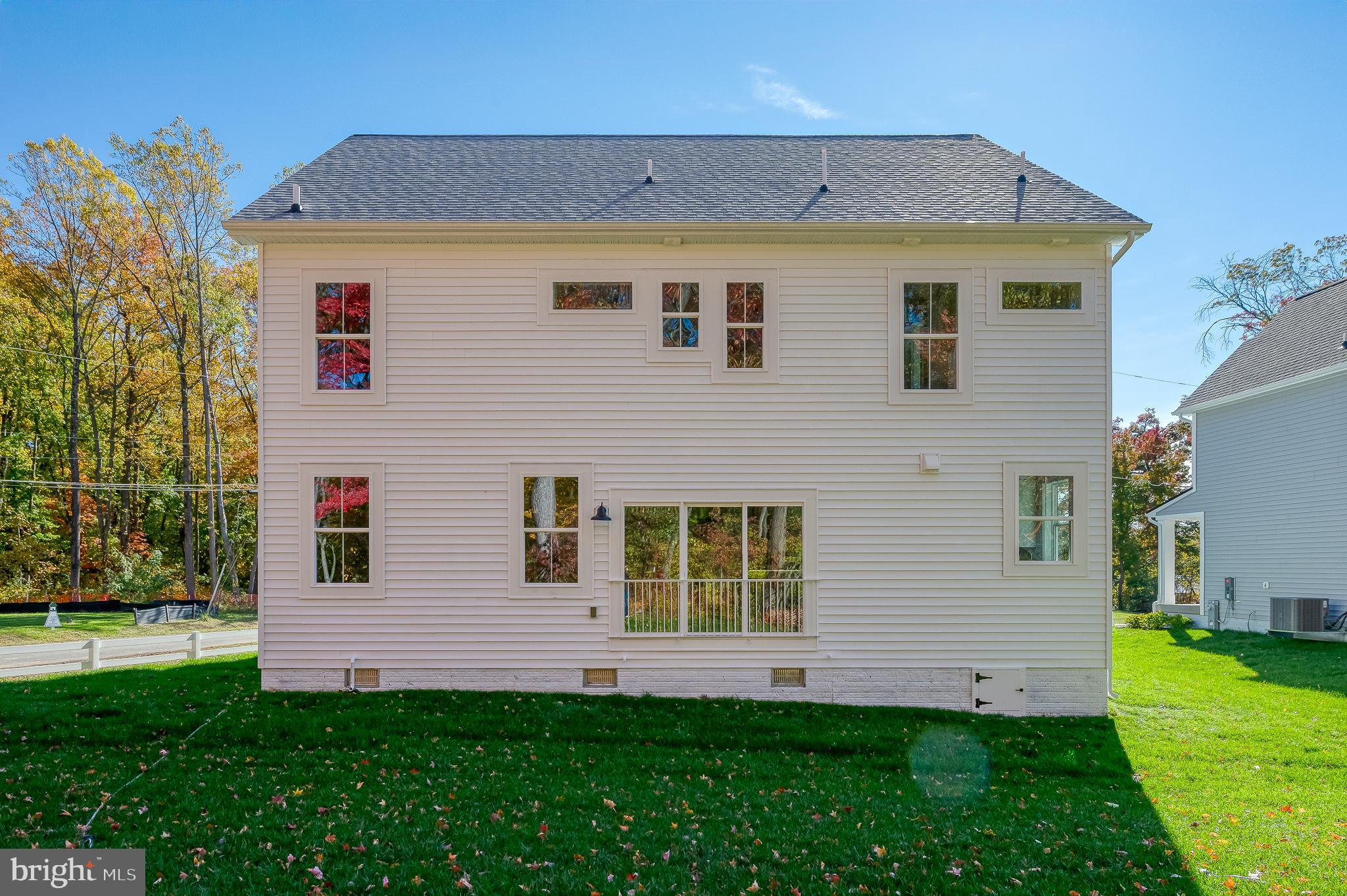 WATERS EDGE - Residential