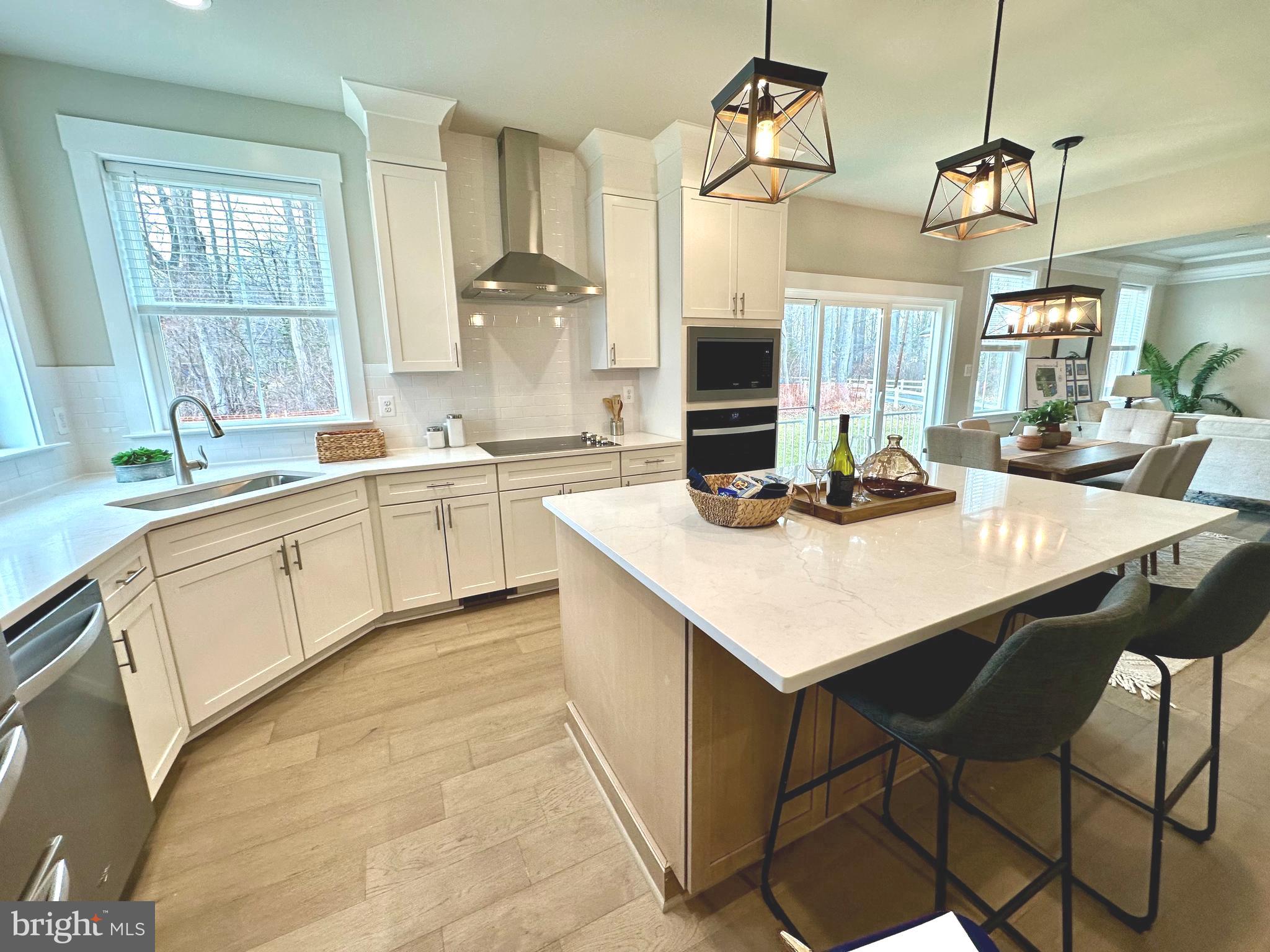 WATERS EDGE - Residential