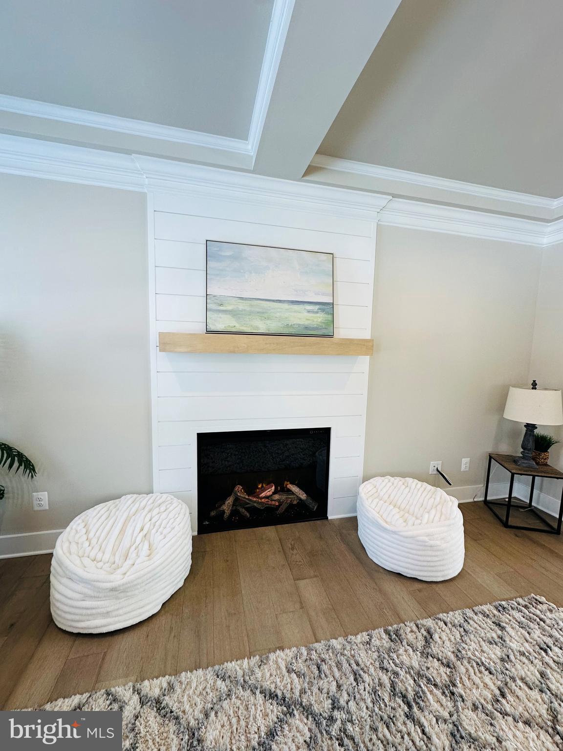 WATERS EDGE - Residential