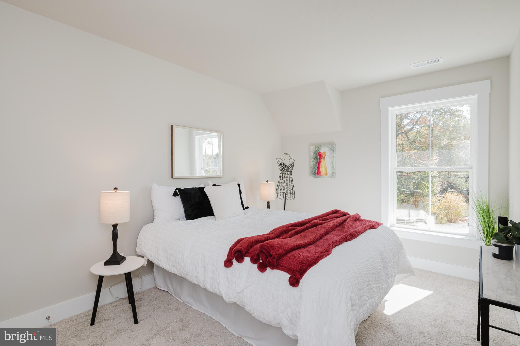 WATERS EDGE - Residential