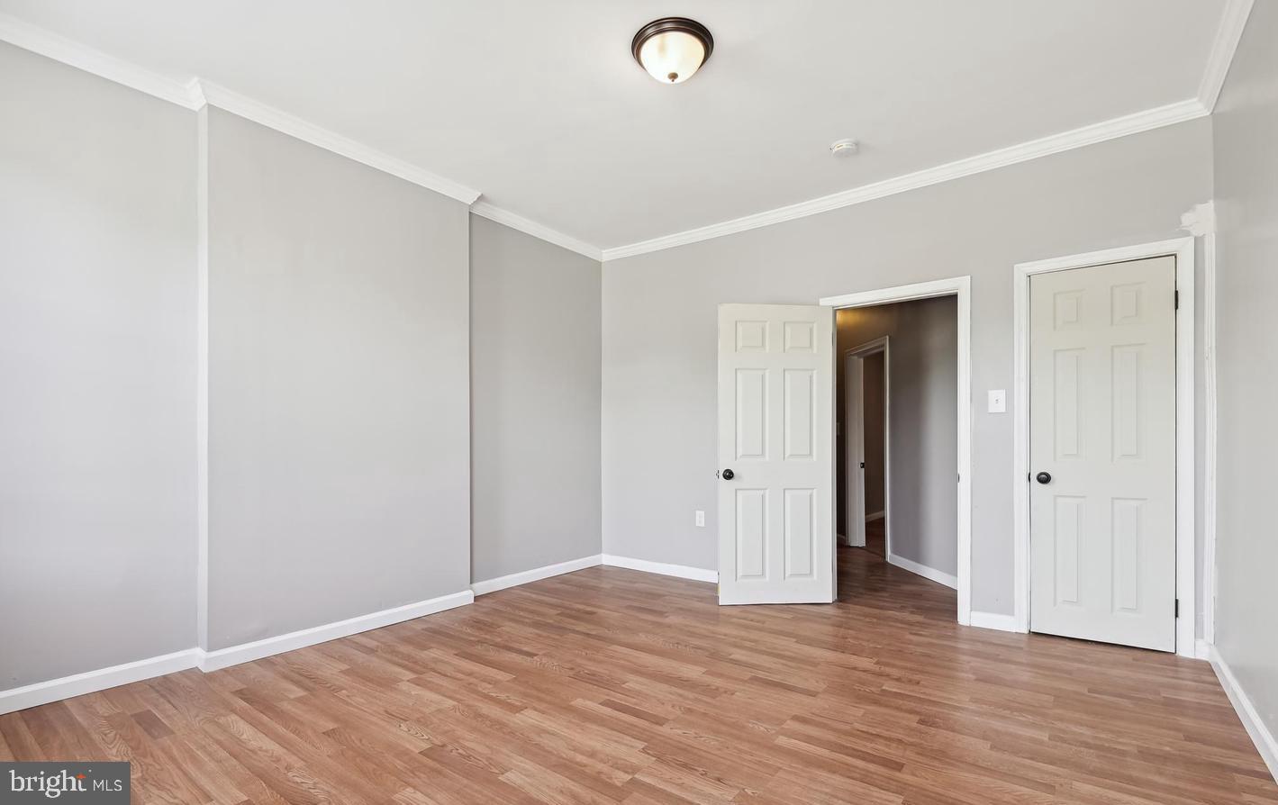 EDMONDSON VIILLAGE - Residential Lease