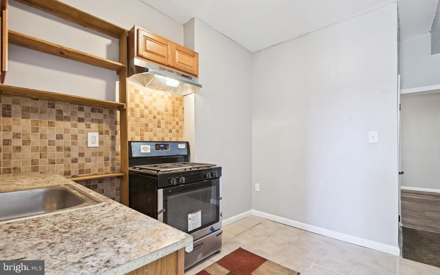 EDMONDSON VIILLAGE - Residential Lease