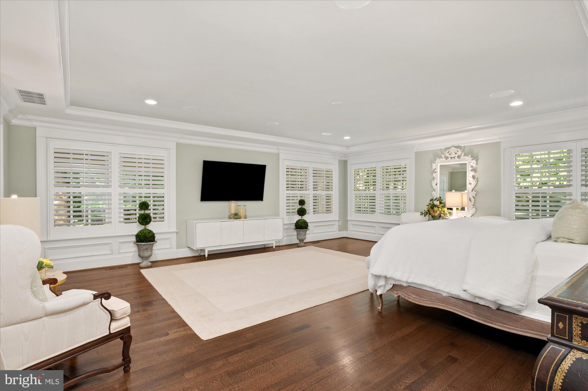 MAZZA WOODS - Residential