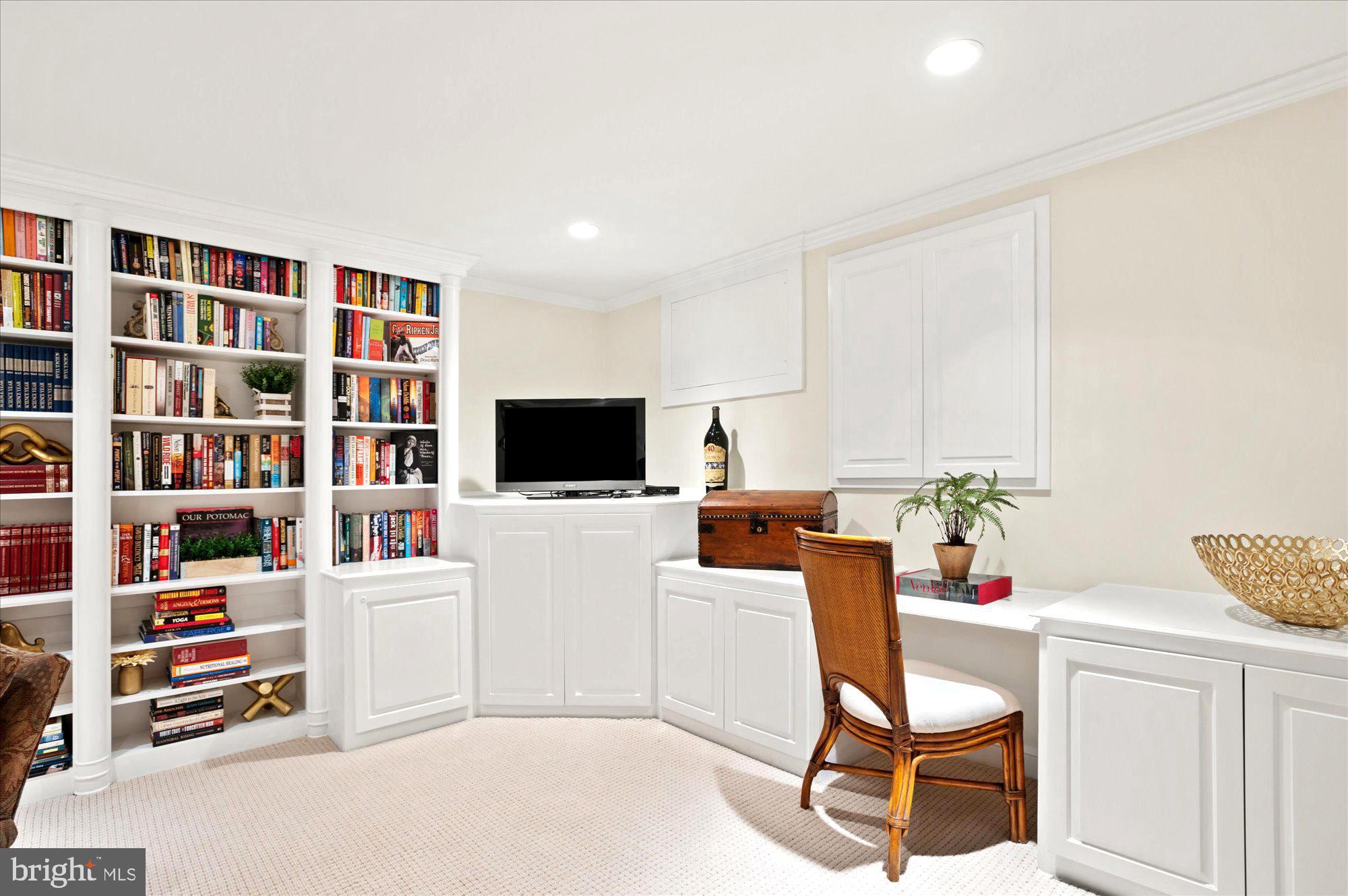 MAZZA WOODS - Residential