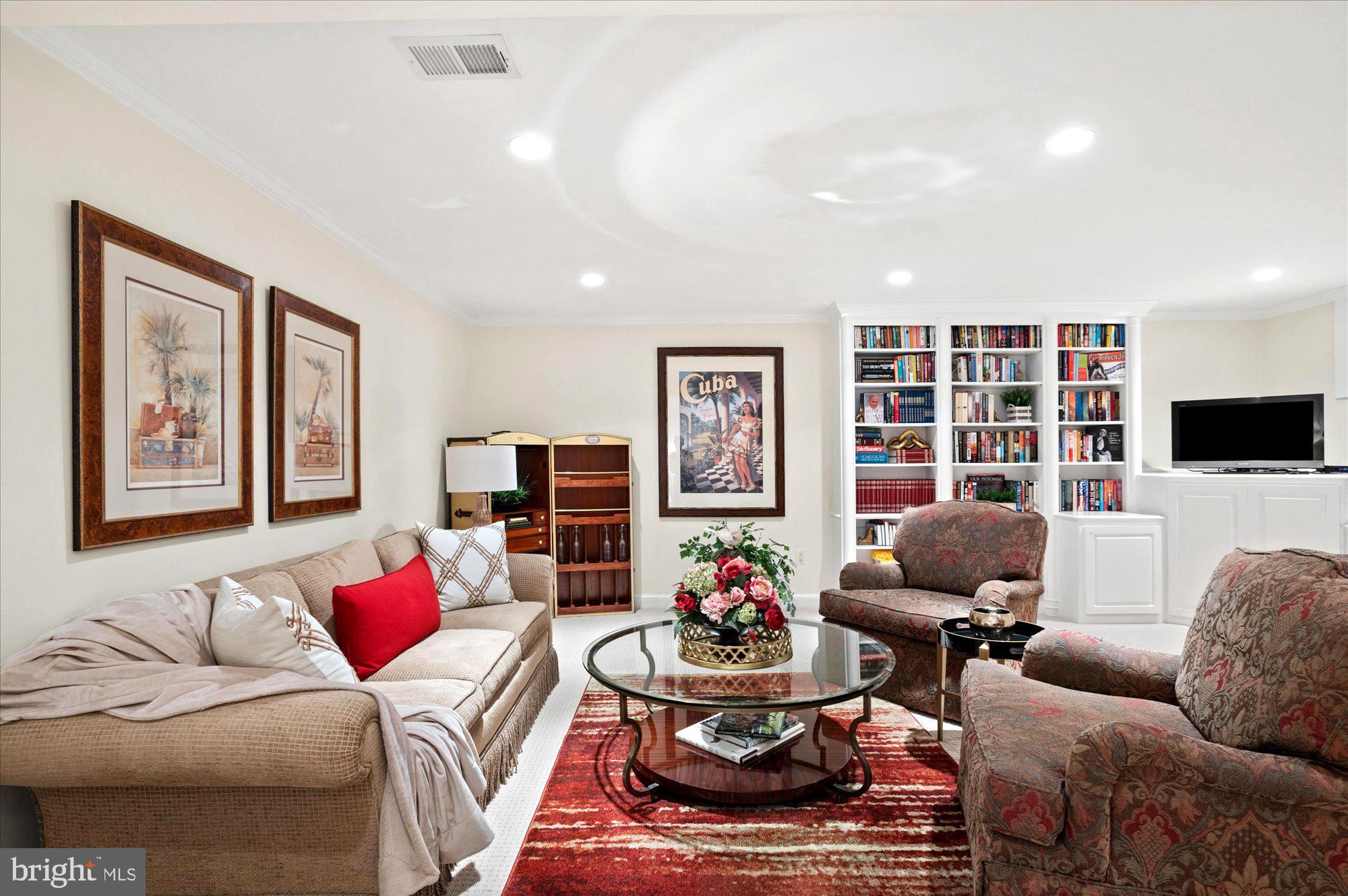 MAZZA WOODS - Residential