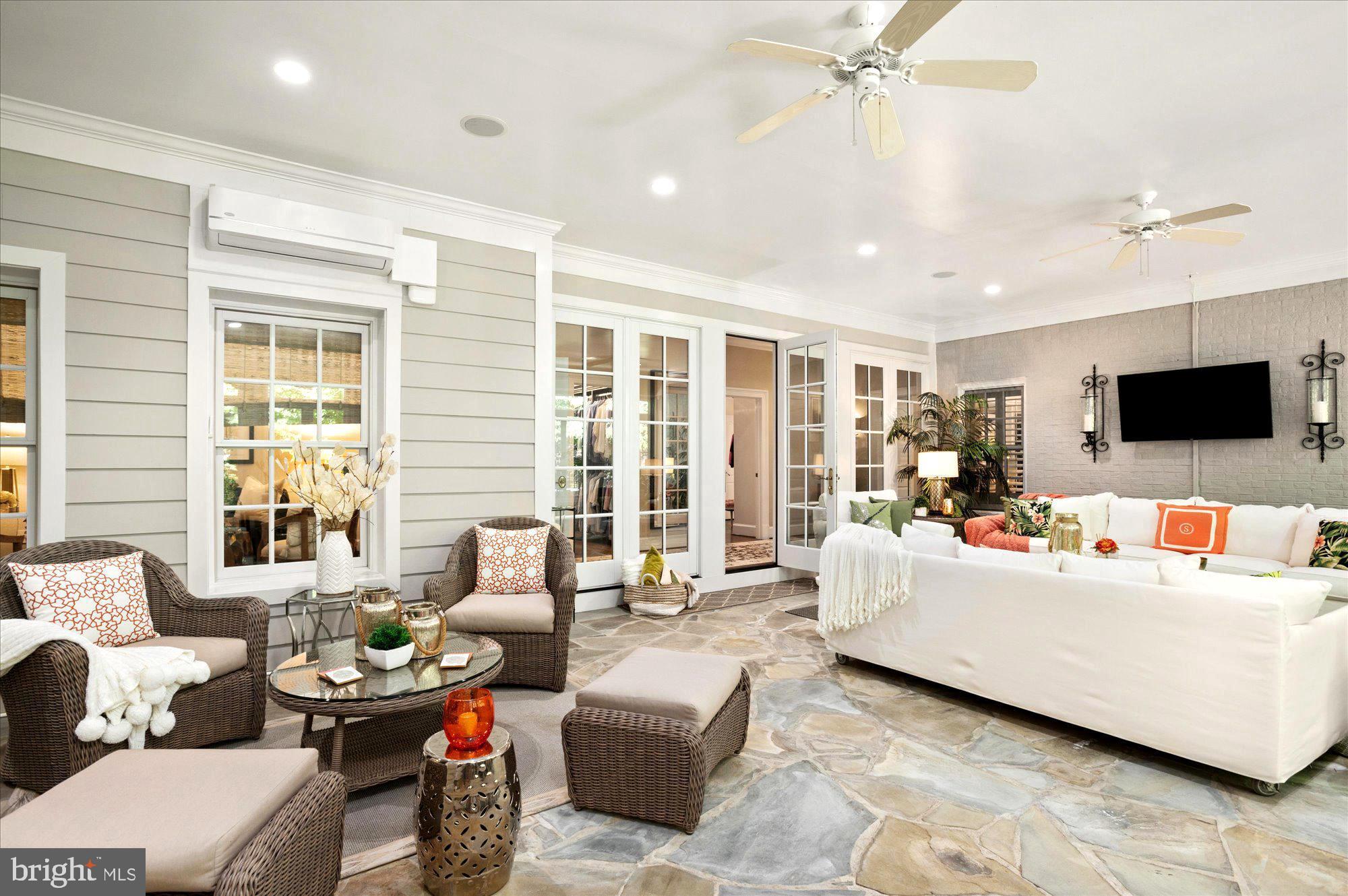 MAZZA WOODS - Residential