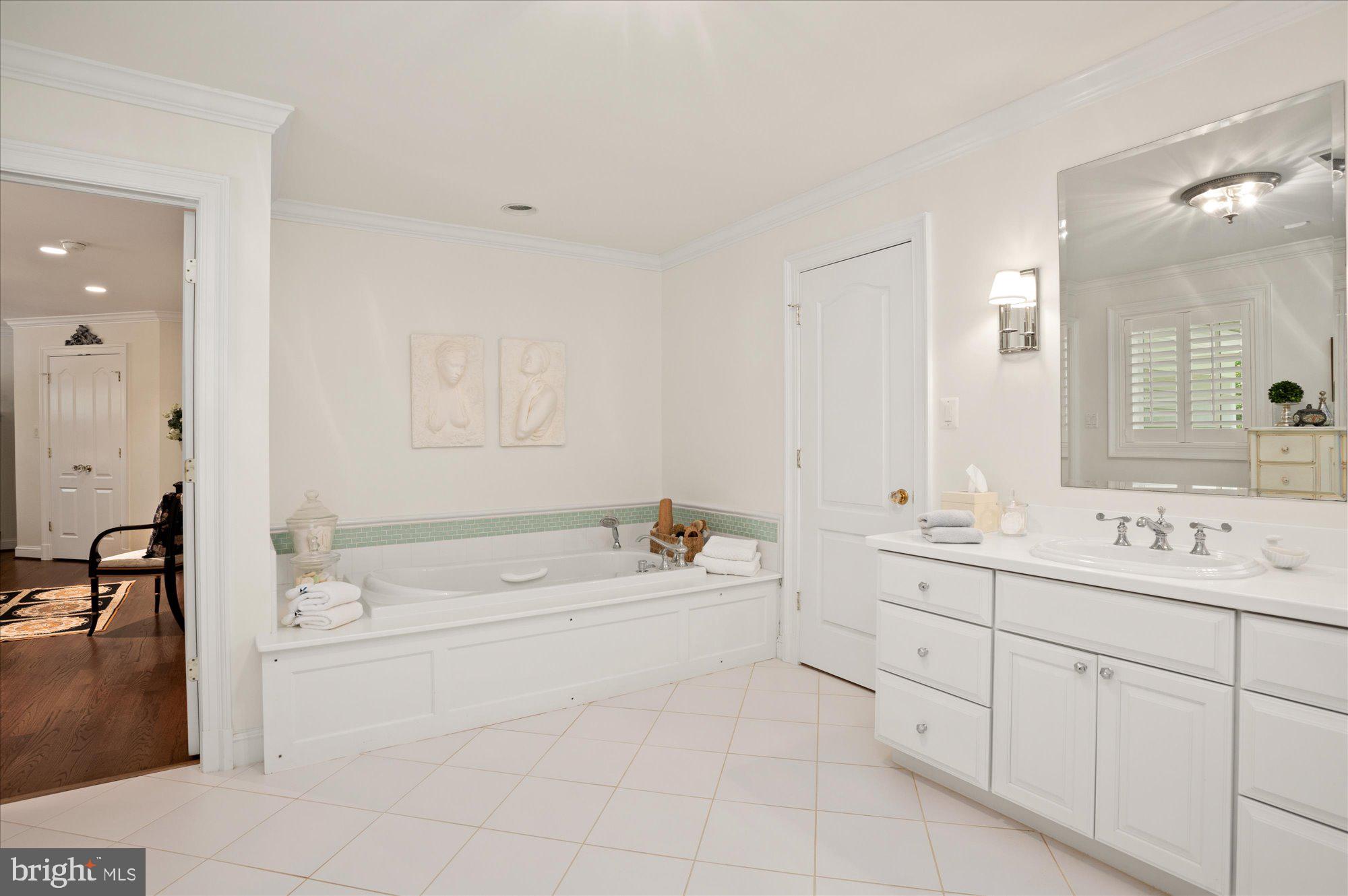 MAZZA WOODS - Residential