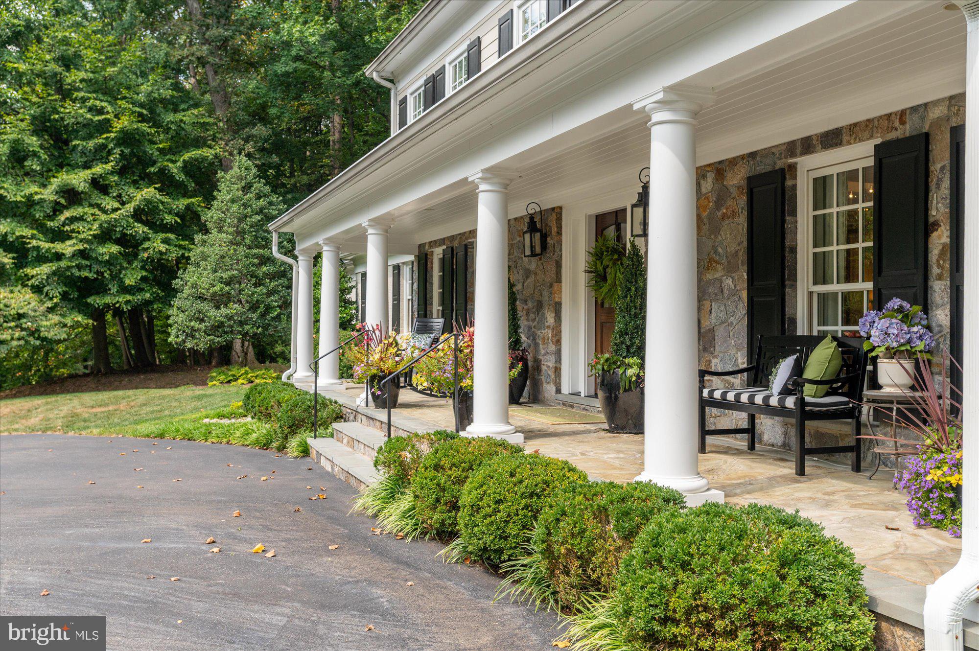 MAZZA WOODS - Residential