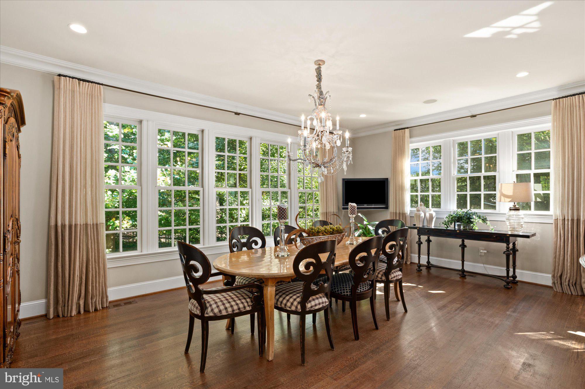 MAZZA WOODS - Residential