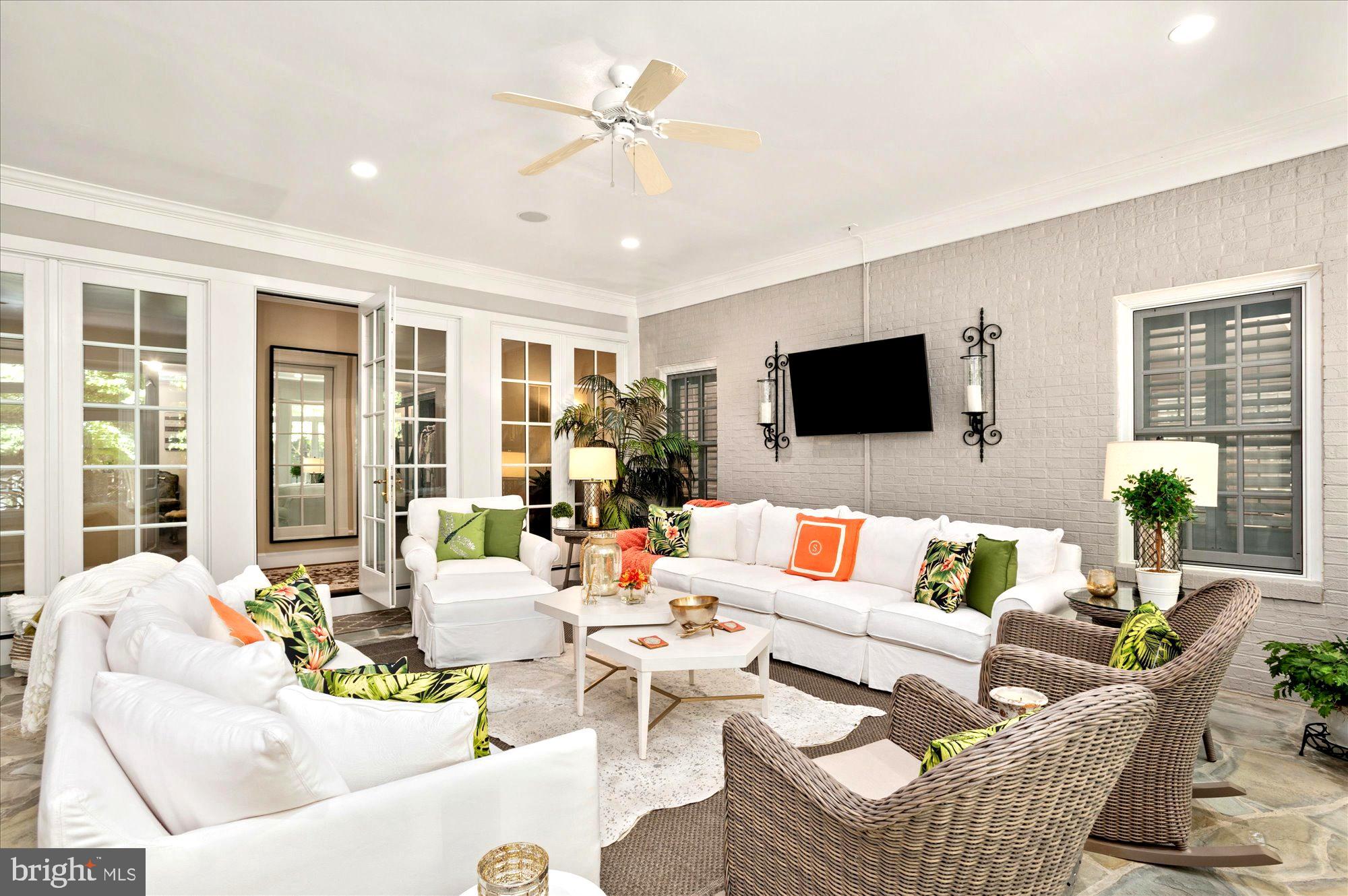 MAZZA WOODS - Residential