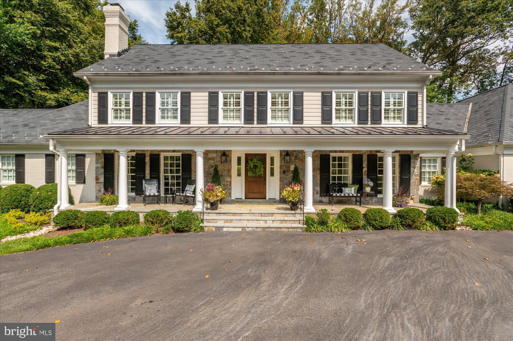 9921 NEW LONDON DRIVE