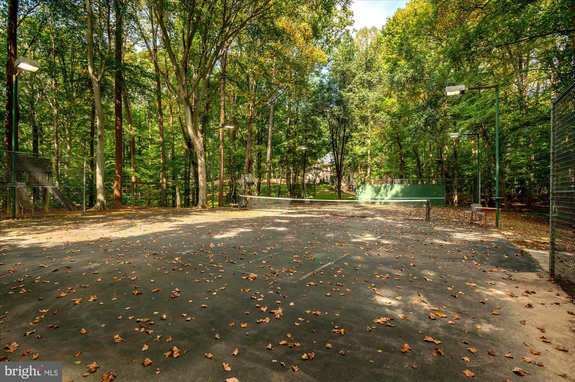 MAZZA WOODS - Residential