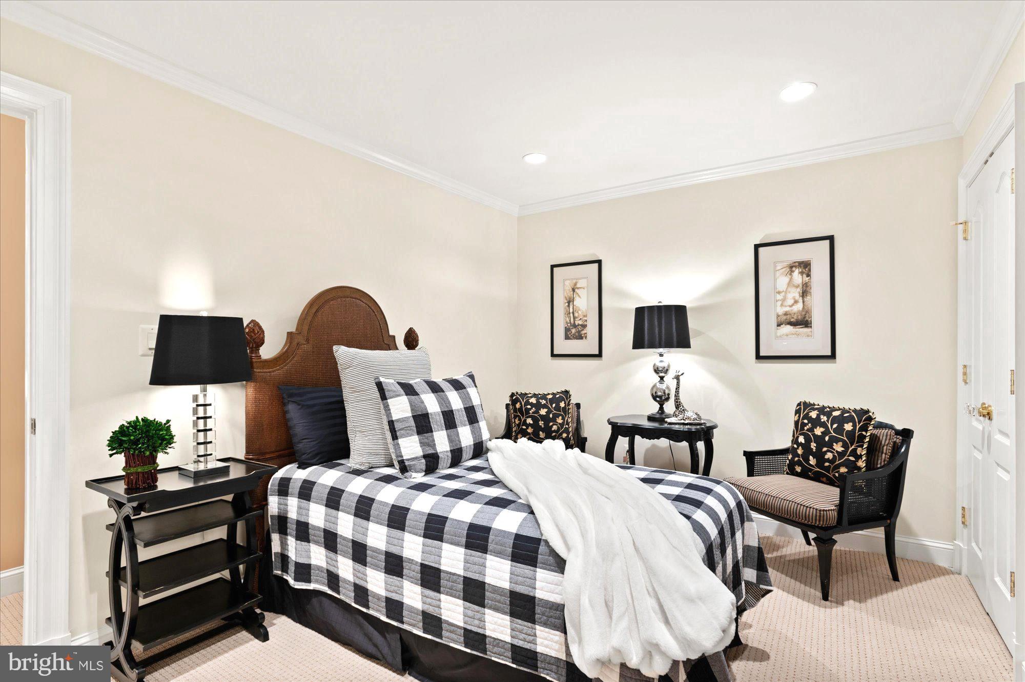 MAZZA WOODS - Residential