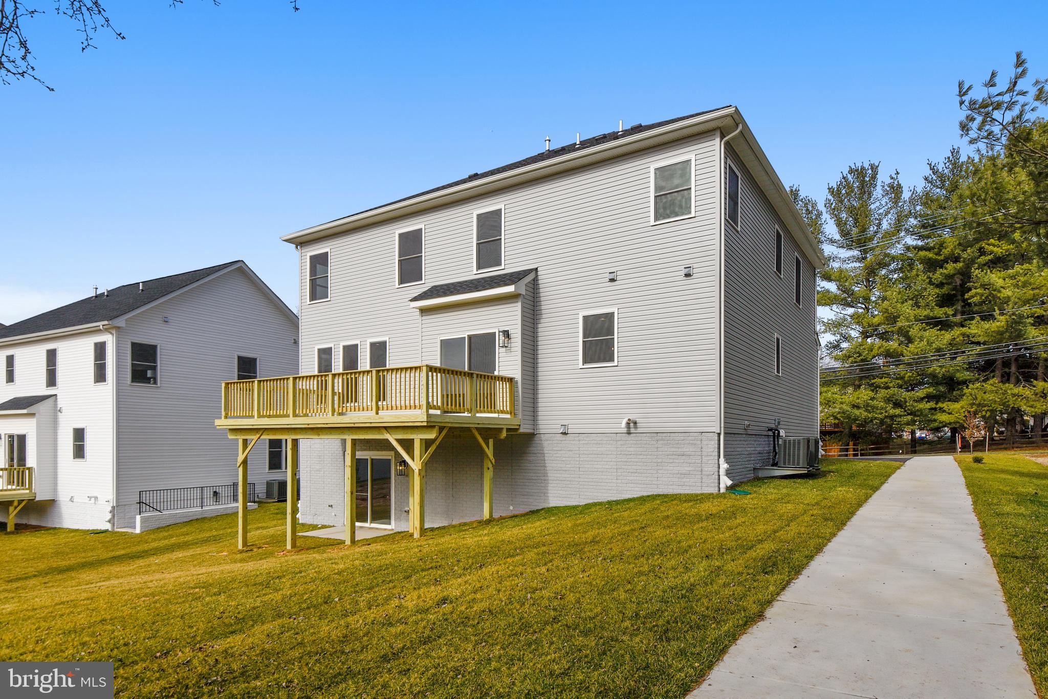 GAITHERSBURG OUTSIDE - Residential