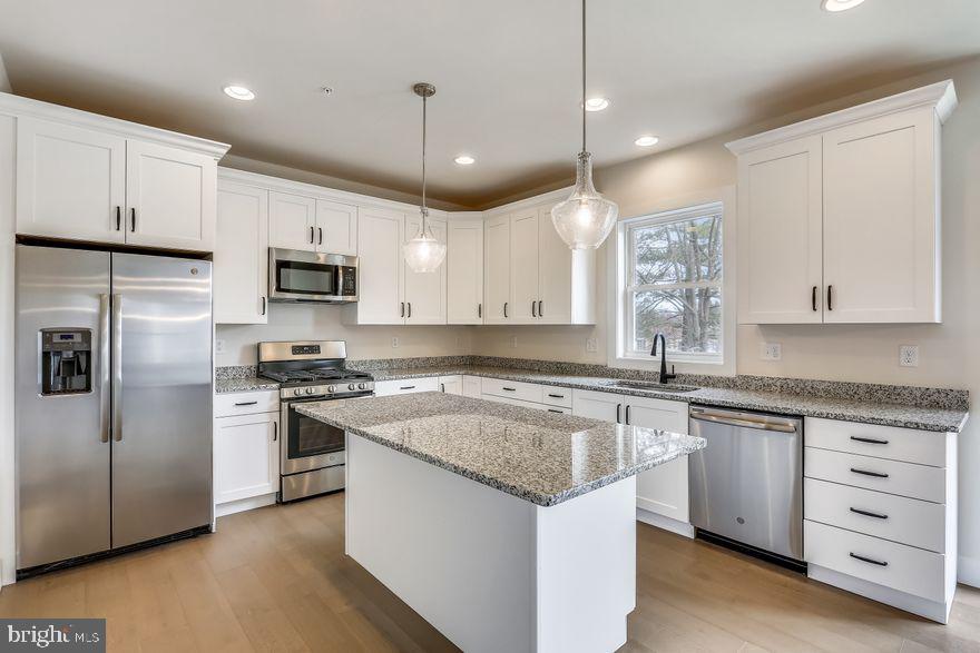 GAITHERSBURG OUTSIDE - Residential