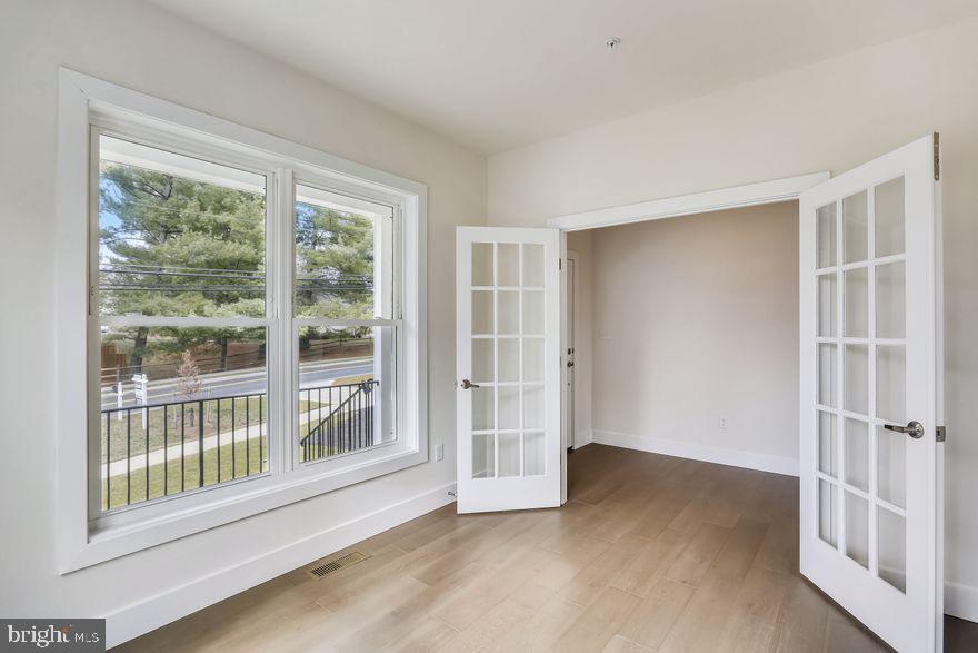 GAITHERSBURG OUTSIDE - Residential