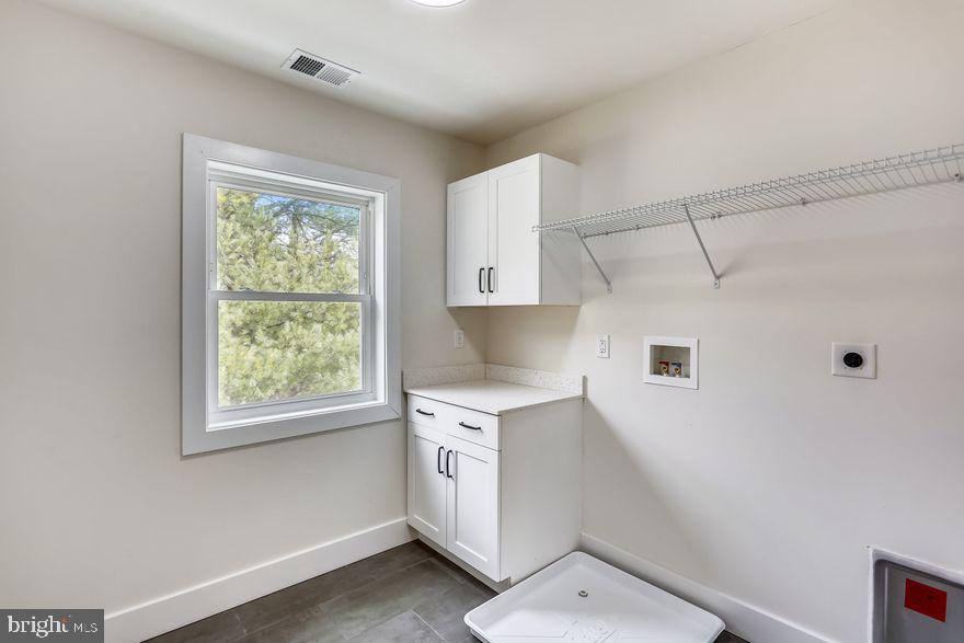 GAITHERSBURG OUTSIDE - Residential