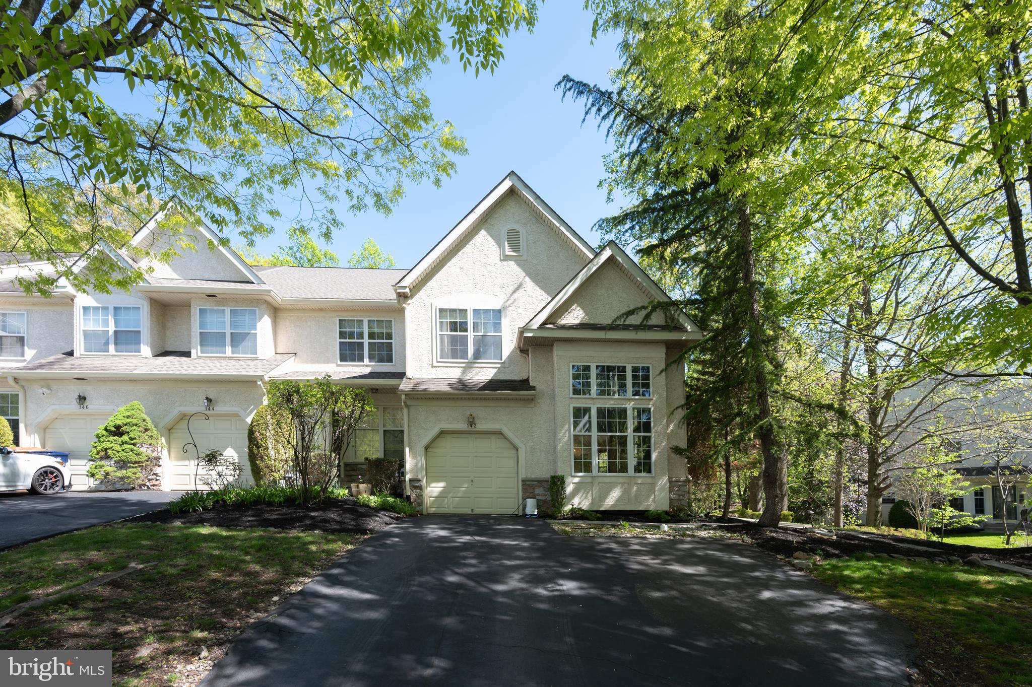DRESHERBROOKE - Residential