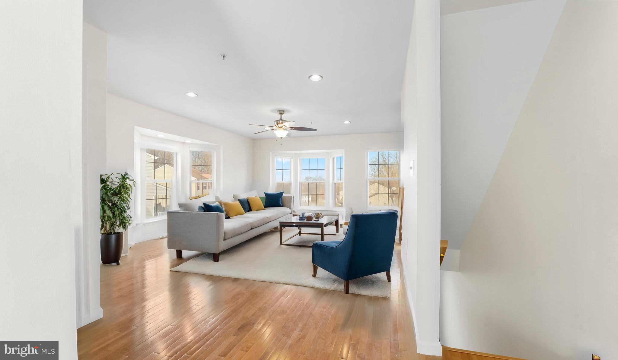 WASHINGTON WOODS - Residential